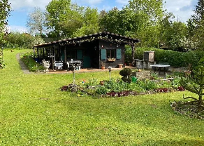 My Happy Garden 1500sq M Ferienhaus *